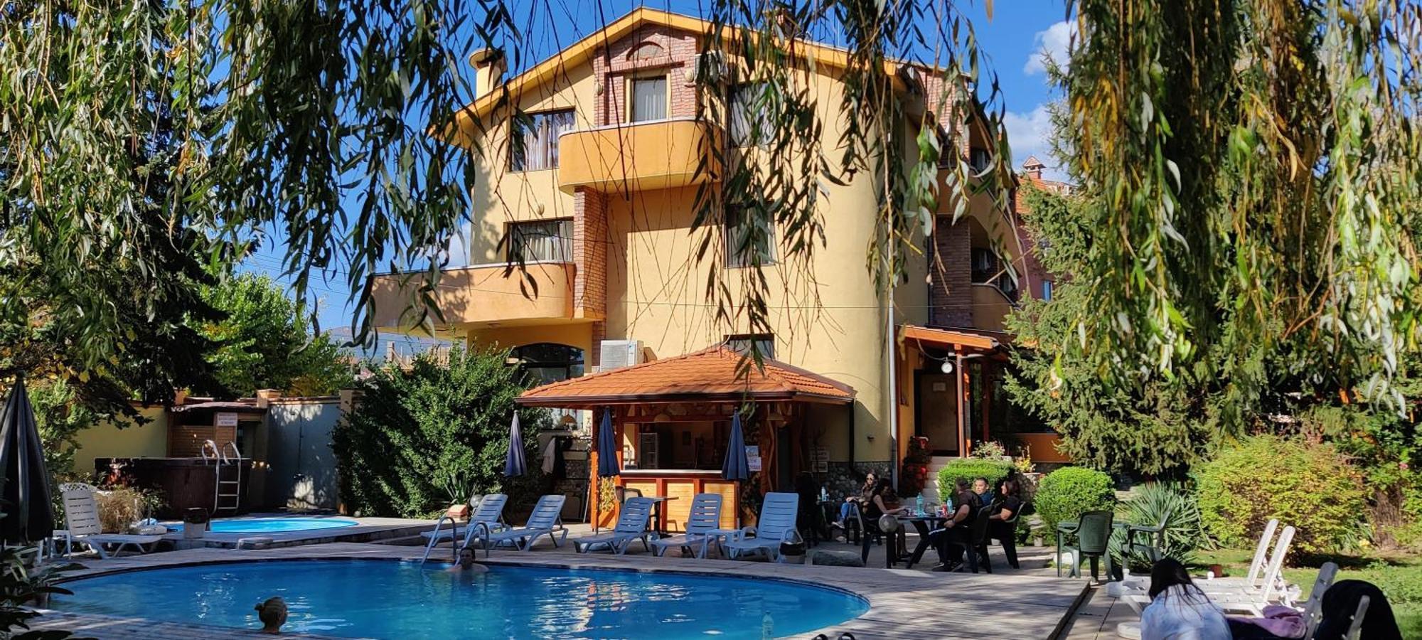 Family Hotel IV Velingrad Exterior photo